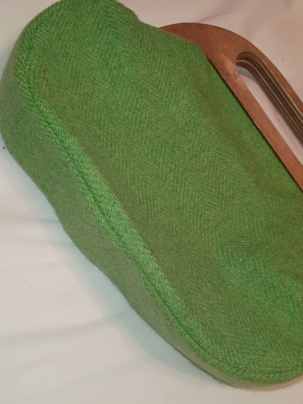Vintage 1970's Green Wool Handbag with Wooden Handles Beautiful Great Quality